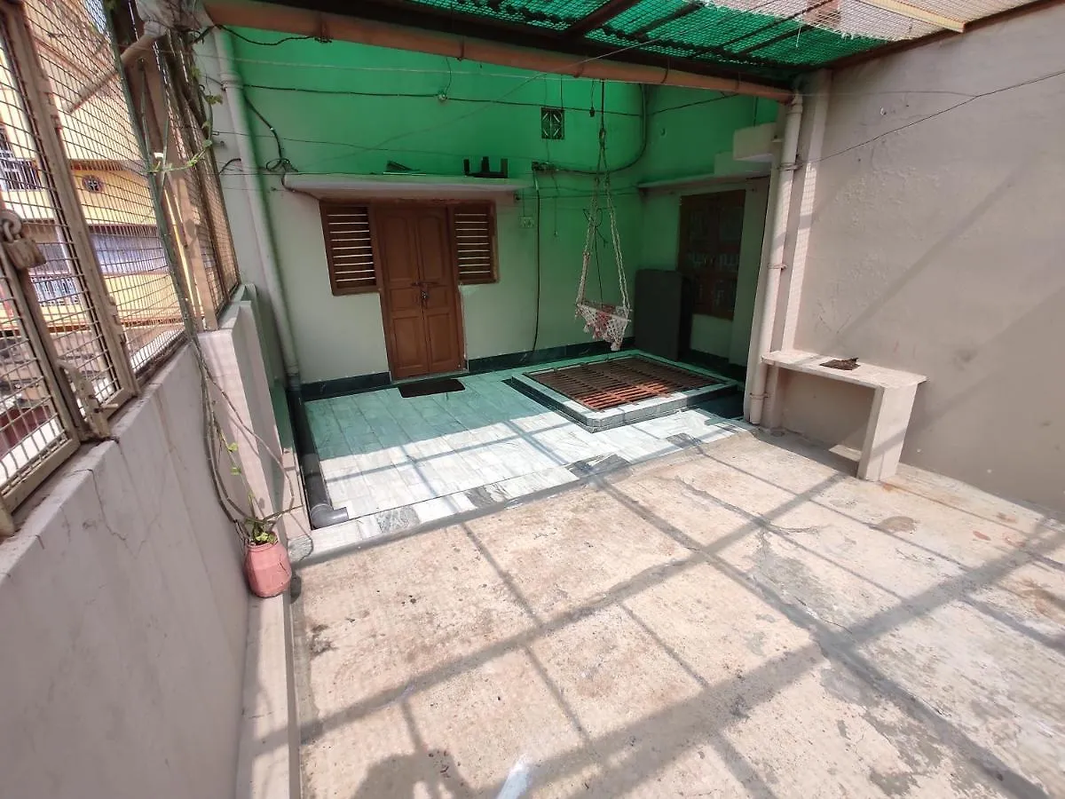 Heritage Homestay At Old City Near Holy Ganges バラナシ 0*,  インド