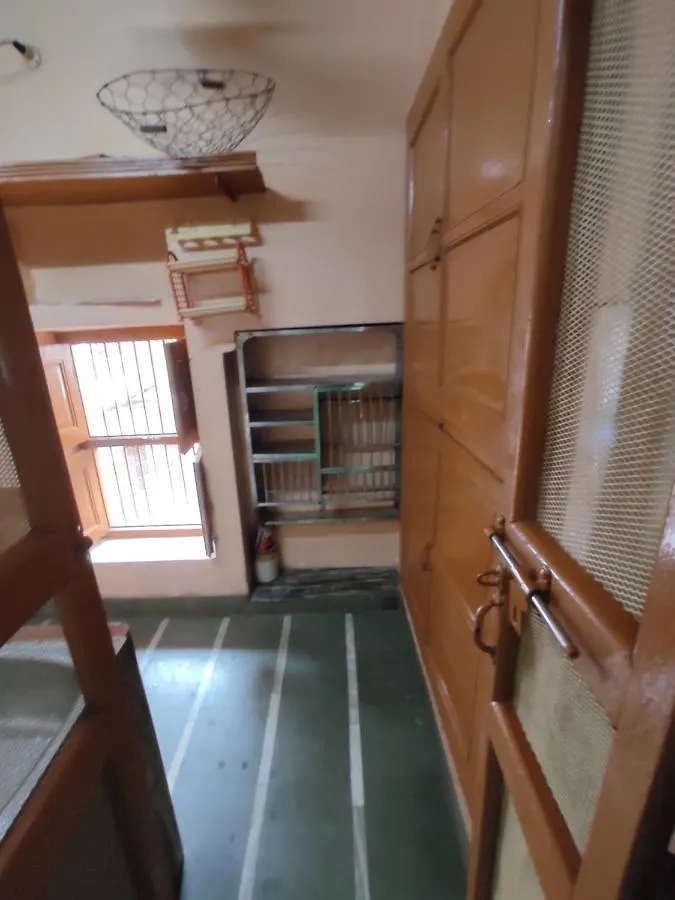 Heritage Homestay At Old City Near Holy Ganges バラナシ インド