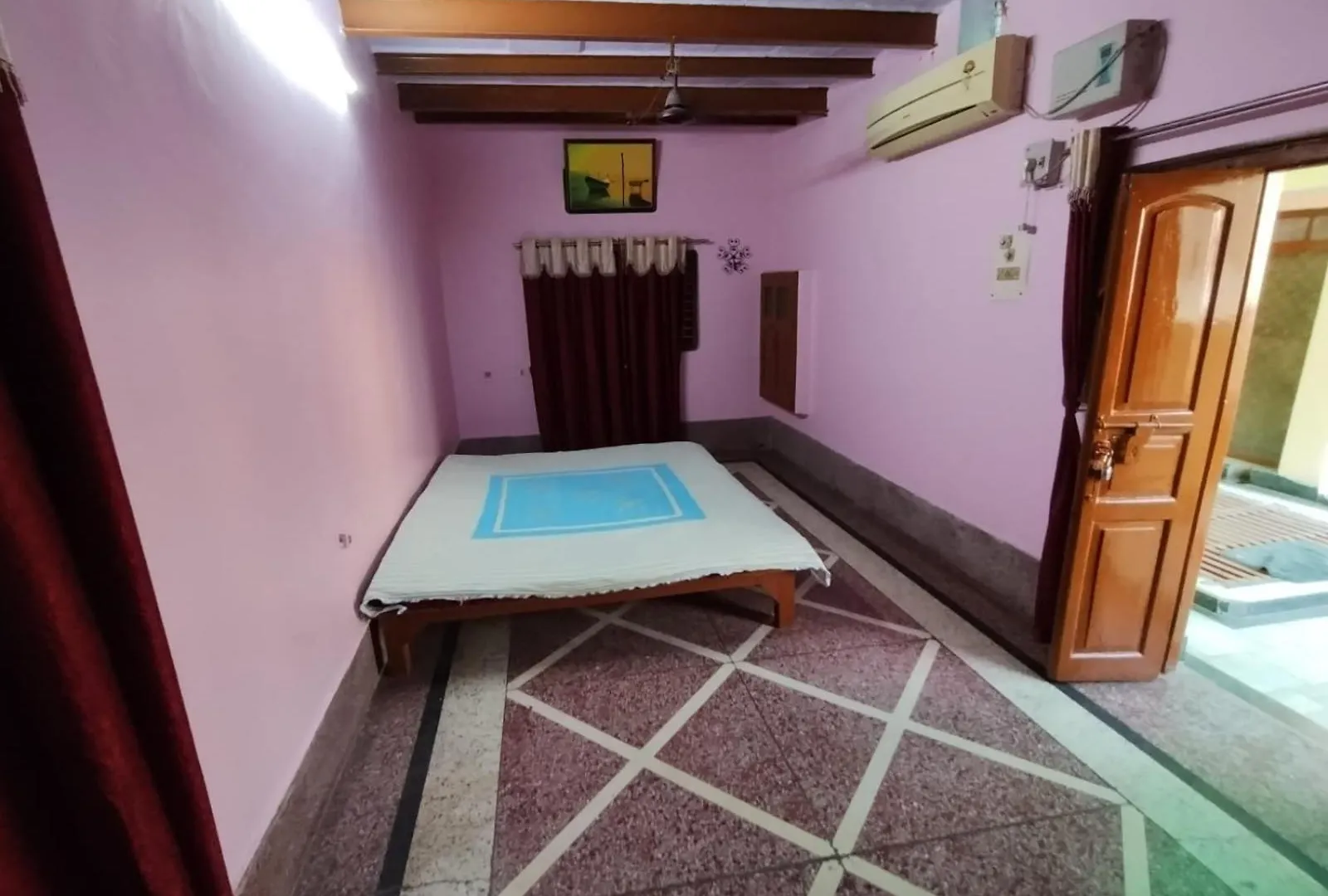 ゲストハウス Heritage Homestay At Old City Near Holy Ganges バラナシ